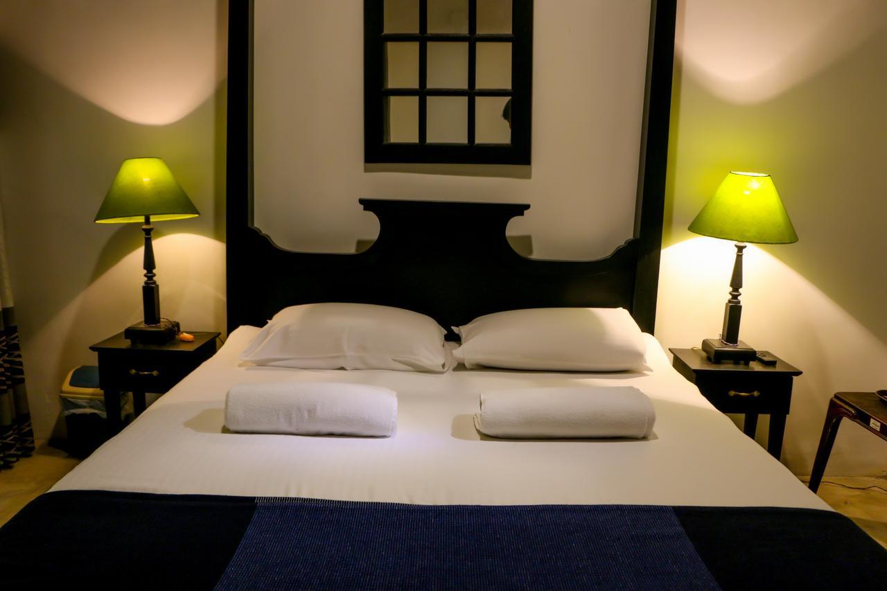 קנדי Dhawalagiri Inn מראה חיצוני תמונה